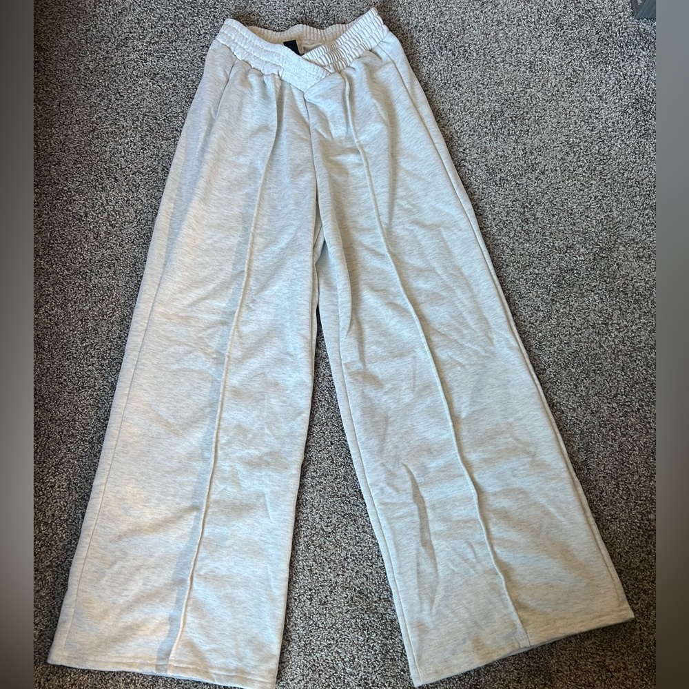 SHEIN Wide Leg Pants